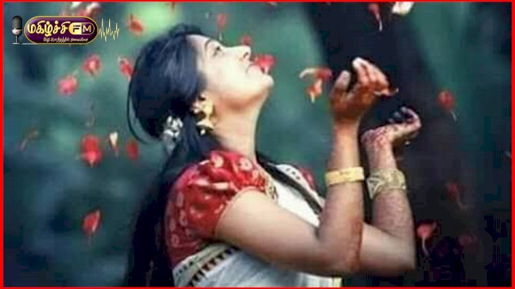 கவிதை பூக்கள்.. காகித பூக்கள்...