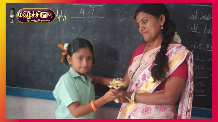 தாயின் வளர்ப்பினிலே குழந்தை...! 025